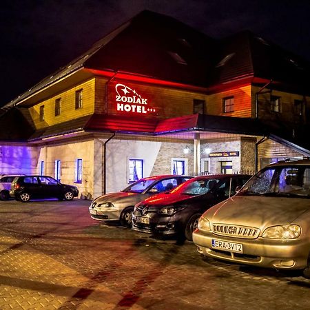 Hotel Zodiak Radomsko Exterior foto
