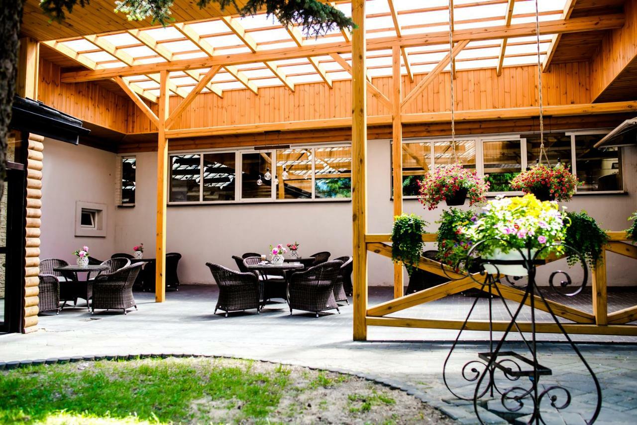 Hotel Zodiak Radomsko Exterior foto